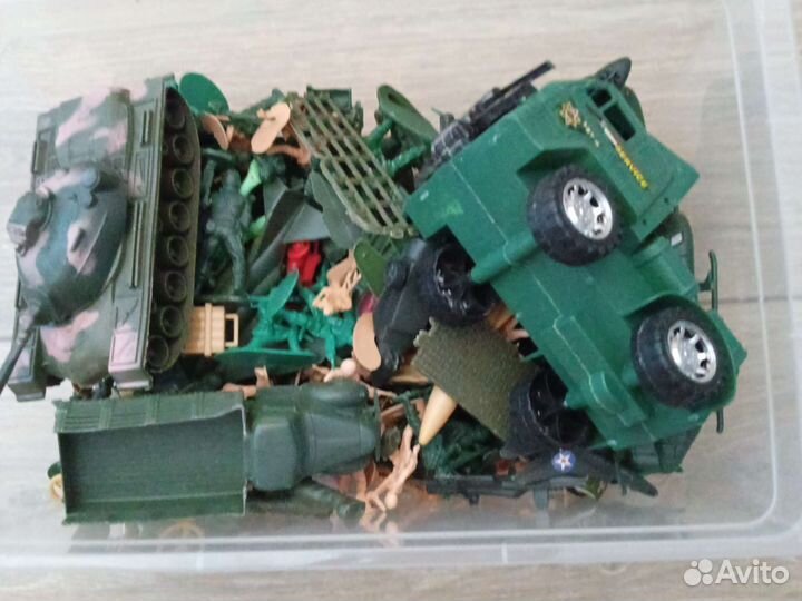 Игрушка Солдатики (читайте описание)