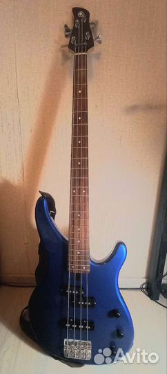 Бас гитара Yamaha