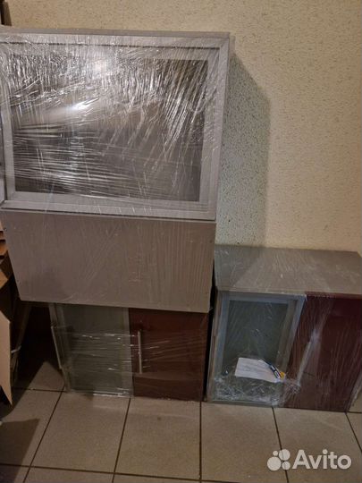 Шкафчик на кухню бу 3 шт верхние