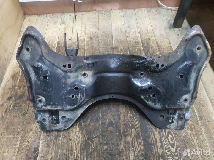 Подрамник Peugeot 206 купе 1.1