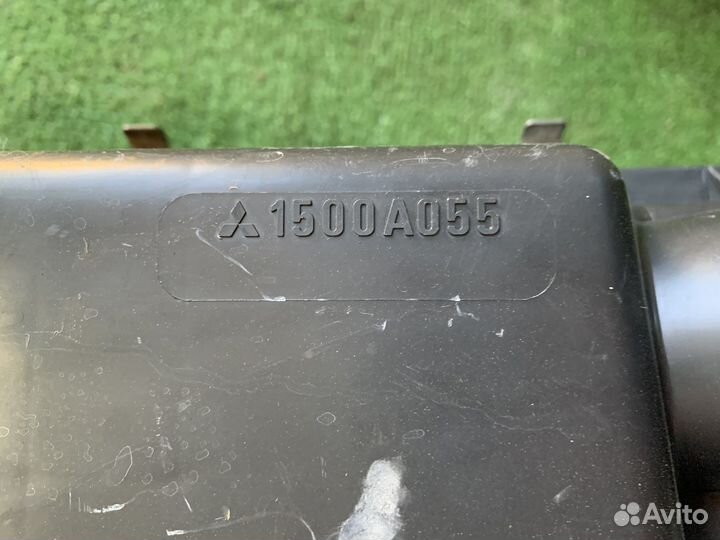 Корпус воздушного фильтра Mitsubishi Lancer X 10