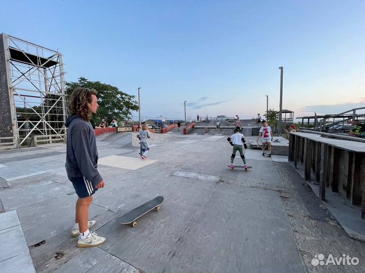 Скейт-инструктор/тренер