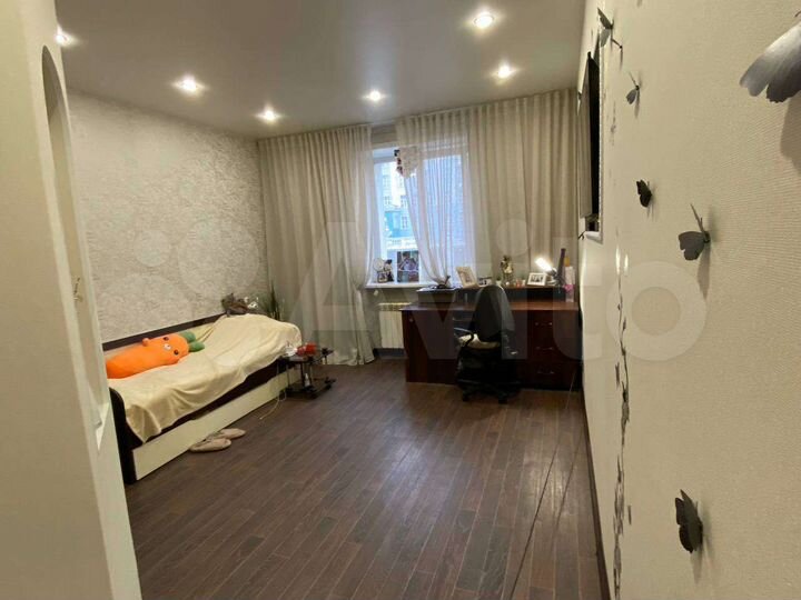 3-к. квартира, 85,3 м², 2/6 эт.