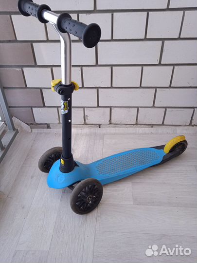 Самокат детский трехколесный