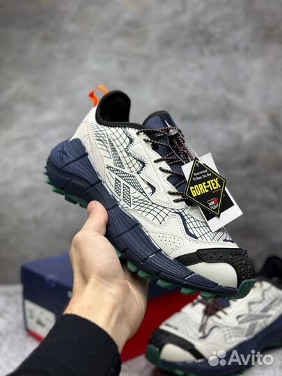 Reebok gore-TEX