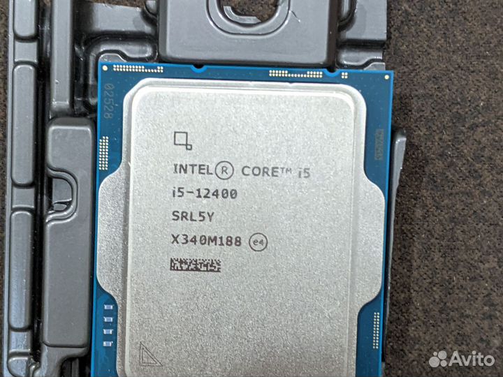 Cpu intel core i3 12100f, i5 12400