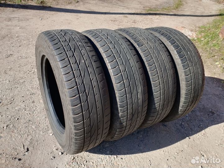 Continental CrossContact UHP 235/65 R17 104V