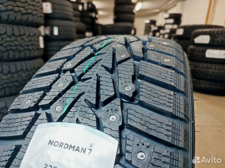 Nokian Tyres Nordman 7 SUV 235/55 R18 104T
