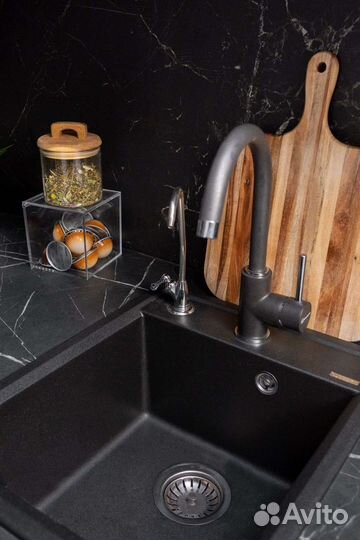 Кухня п образная без ручек