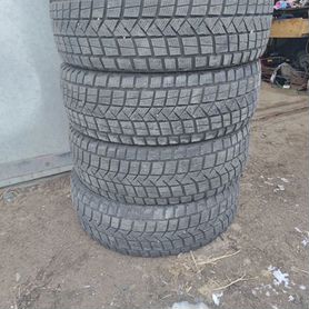 Firemax FM806 225/60 R17 99