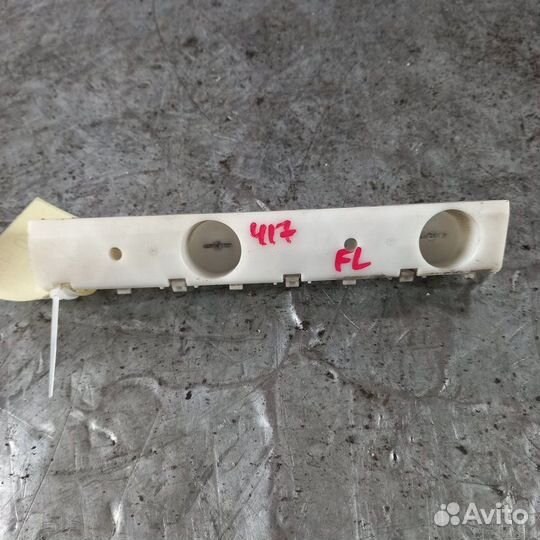 Кронштейн бампера передний левый Nissan Teana J32