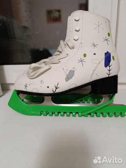 Коньки фигурные 39-40 размер