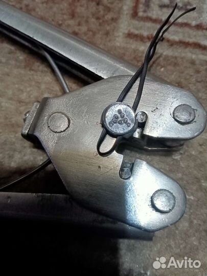 Пломбиратор