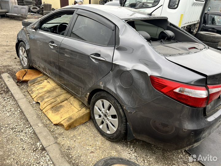 В разборке киа рио 3