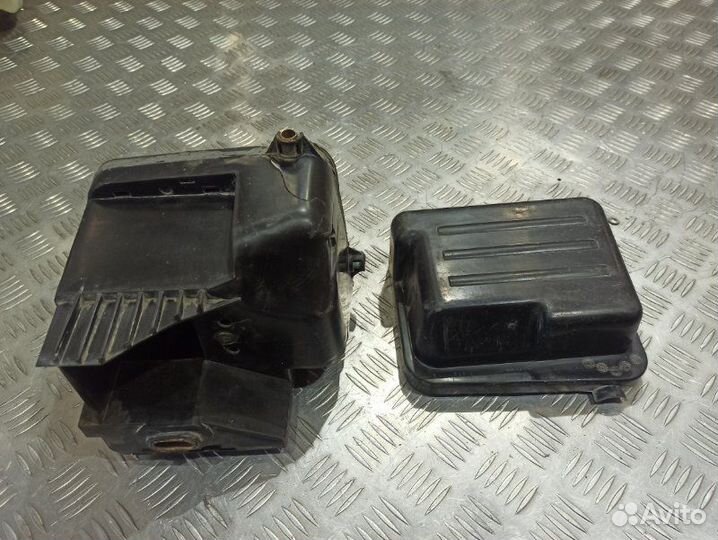 Корпус блока предохранителей Fiat Albea седан 1.4