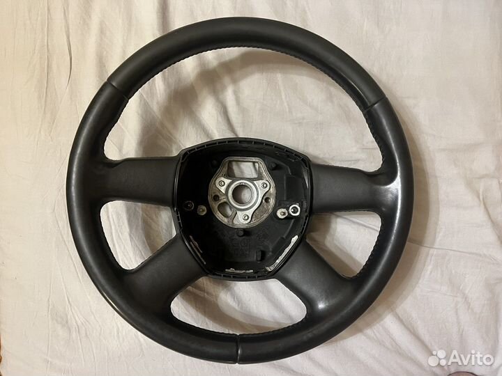 Руль audi a3 8pa (2ой рест) подушка руля (airbag)