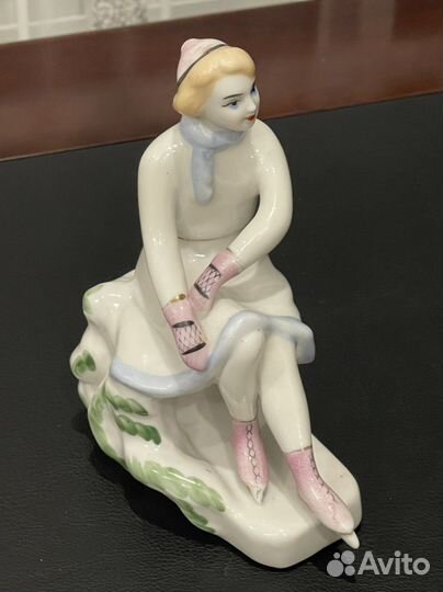 Статуэтка Девочка Фигуристка Фарфор