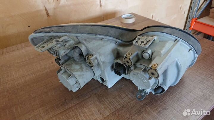 Фара левая Sonata 5 921013D000, оригинал б/у