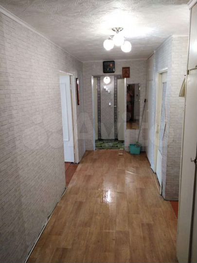 4-к. квартира, 72 м², 1/5 эт.