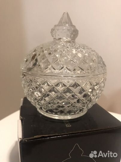 Сахарница из стекла