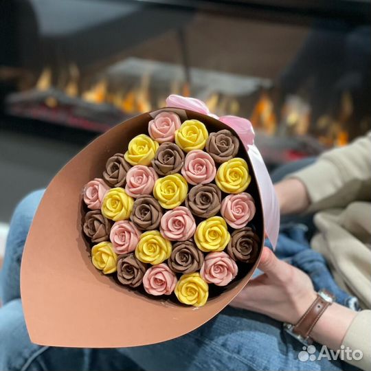 Букет из шоколадных роз