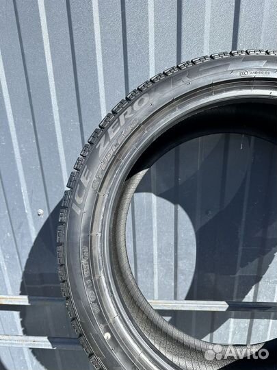 Pirelli Ice Zero FR 225/45 R19 96H