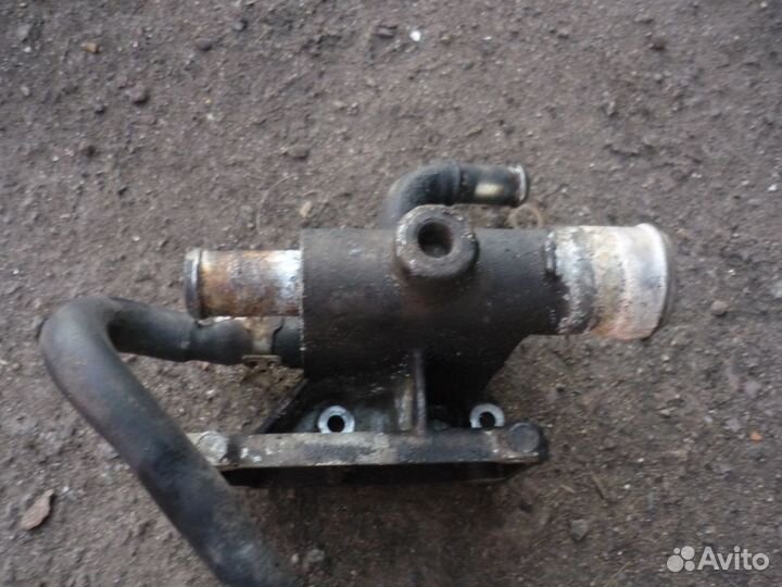 Корпус термостата Ford Focus 2