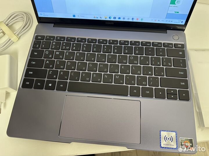 Мощный ноутбук Huawei Matebook 13 HN-W19R 16/512