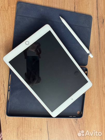 iPad 8 2020 wifi 32gb, apple pencil 1