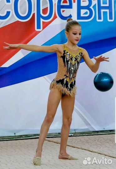 Купальник для художественной гимнастики