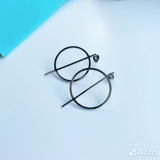 Новинка: серьги-минимализм