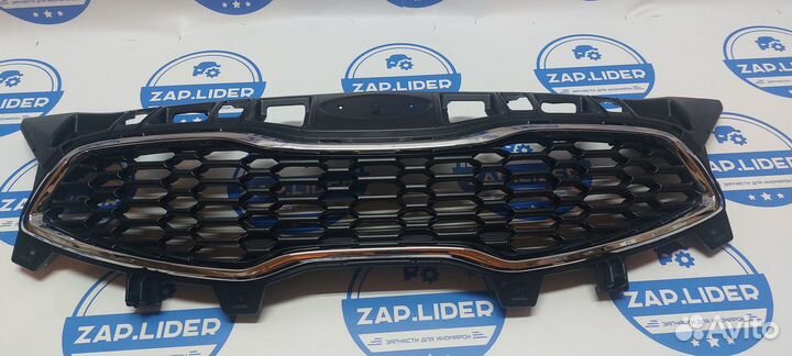 Решетка радиатора Kia Ceed 2 2012-2015