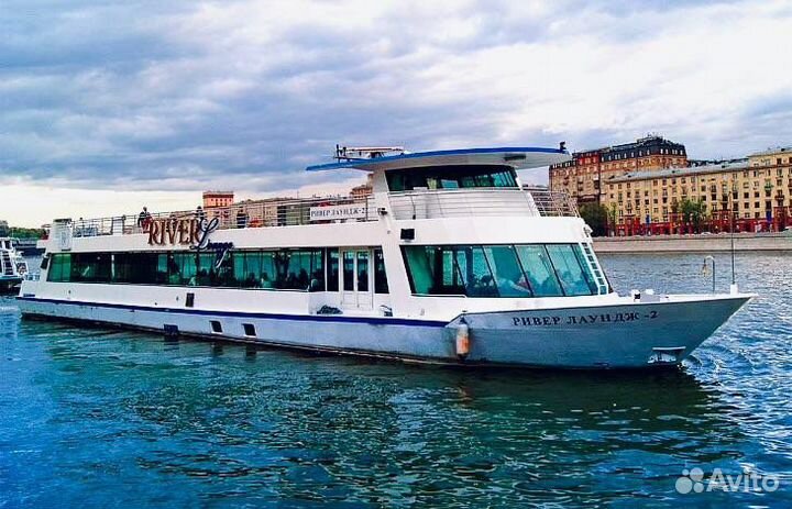 Речные прогулки и круизы по Москве-реке