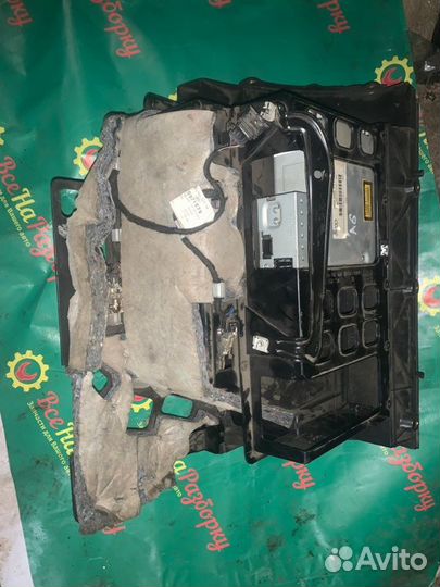 Бардачок Audi A8 D3 седан 1997