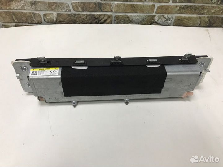 Подушка безопасности нижняя (для колен) Volvo XC90