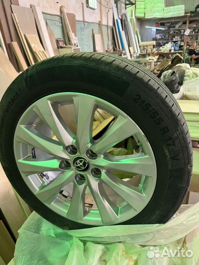 Диски с резиной Toyota Camry V70 R17 215/55 R17
