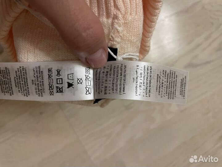 Шапка Guess новая