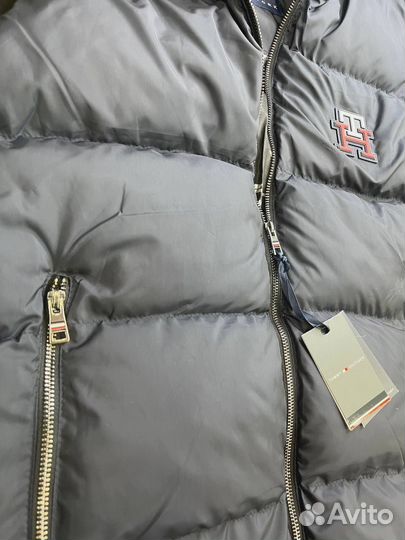 Жилетка бренда Tommy Hilfiger