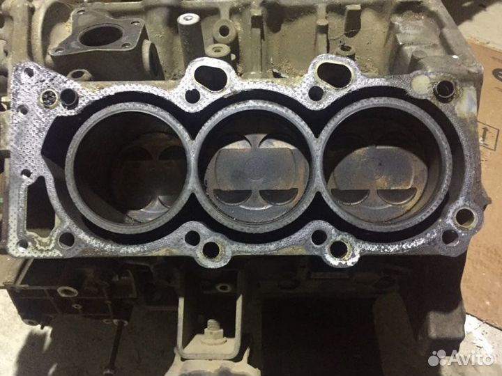 Двигатель (двс) Isuzu 3.2 2003