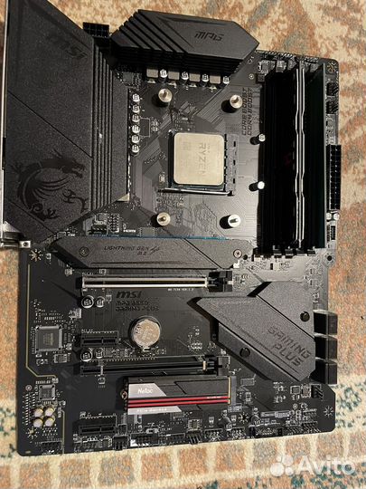 Игровой набор из материнской платы и процессора