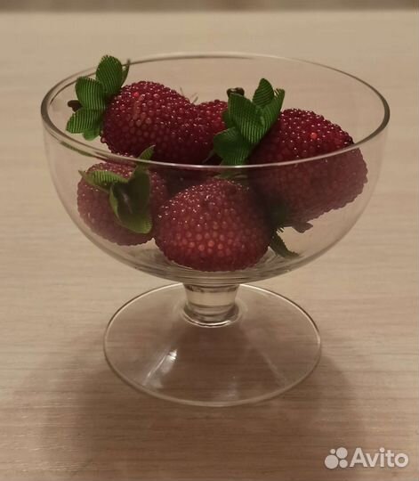 Мини-вазочка с декором