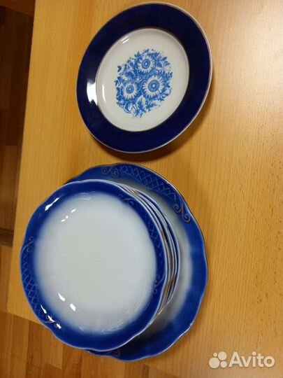 Тарелки разные