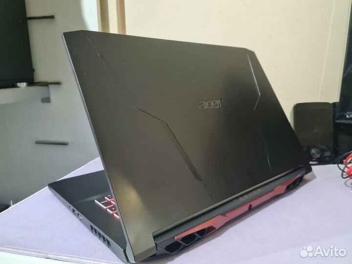 Acer Nitro R7 5800H 16gb RX 3080 8gb 17.3