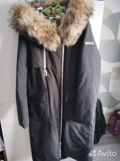 Пуховик зимний длинный женский