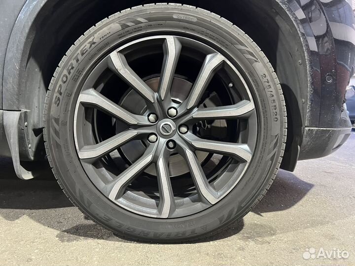 Оригинальные колеса с дисками R20 на Volvo XC90