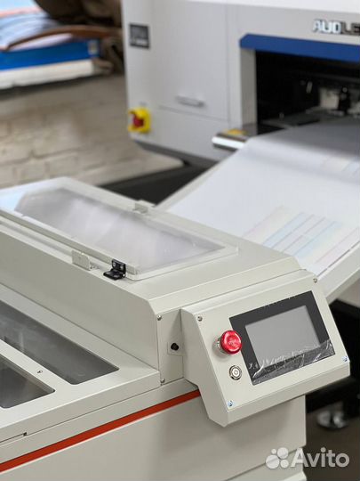 DTF печать на одежде (футболки/худи/кепки)