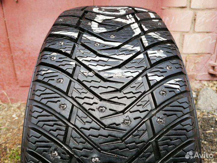 Yokohama Ice Guard IG65 235/55 R18 104T