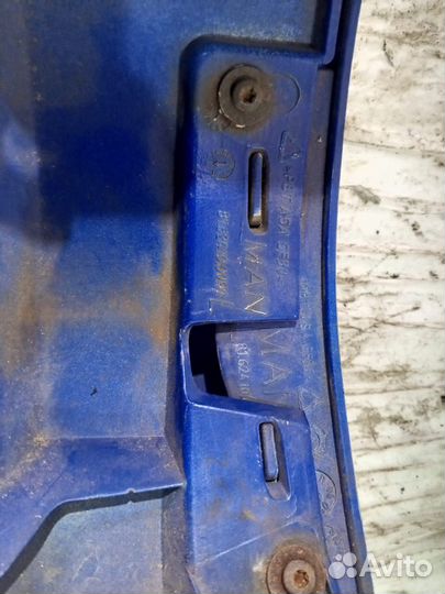 Дефлектор кабины правый MAN 81624100046