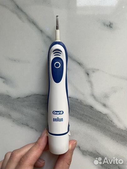 Зубная щетка oral b Braun на батарейках