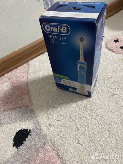 Зубная щетка oral b новая